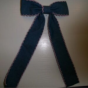 T.J.Maxx Blue Hair Bow with Pink Trim